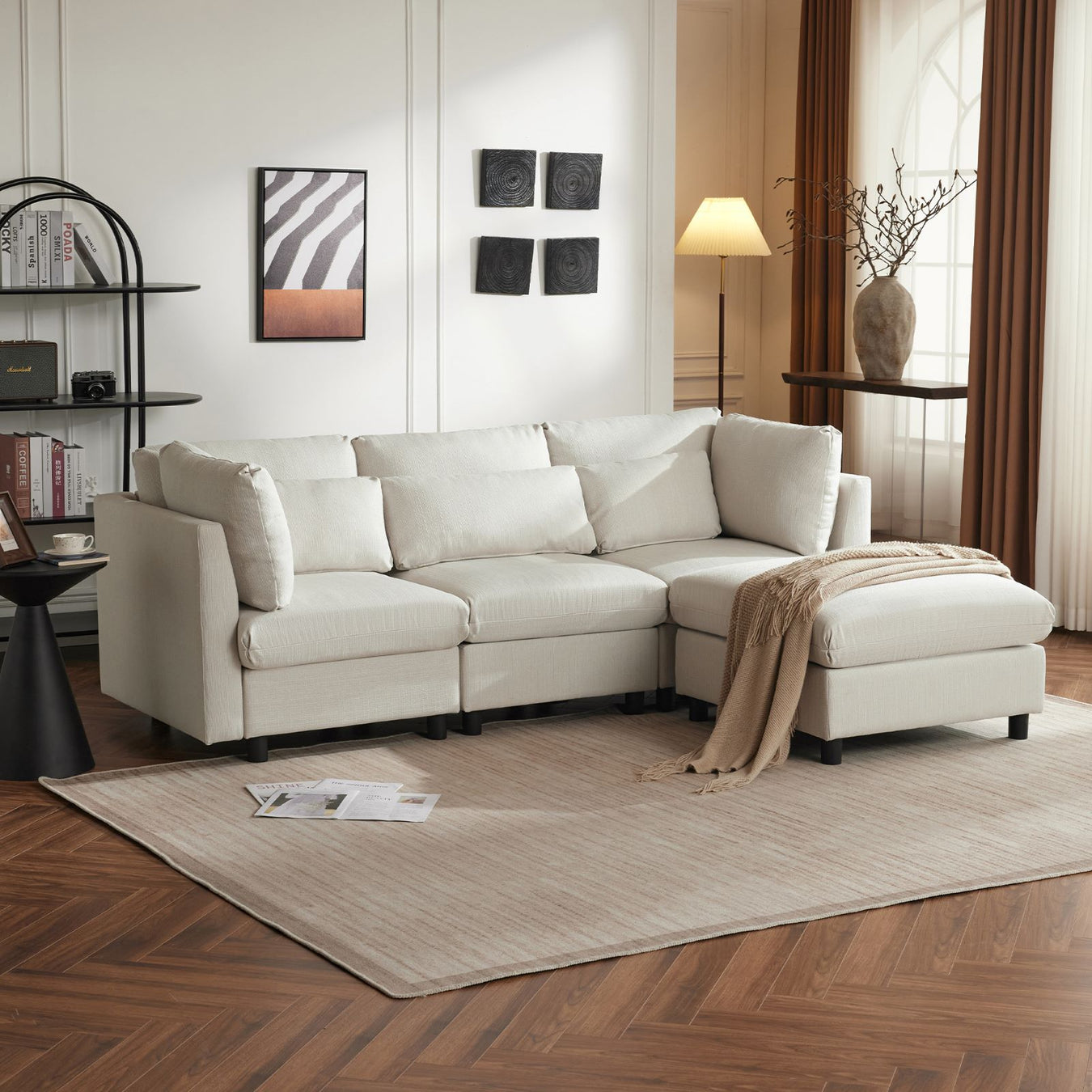 L-förmiges Wohnzimmersofa mit Fußhocker und Kissen in beige YH530144454647A 04